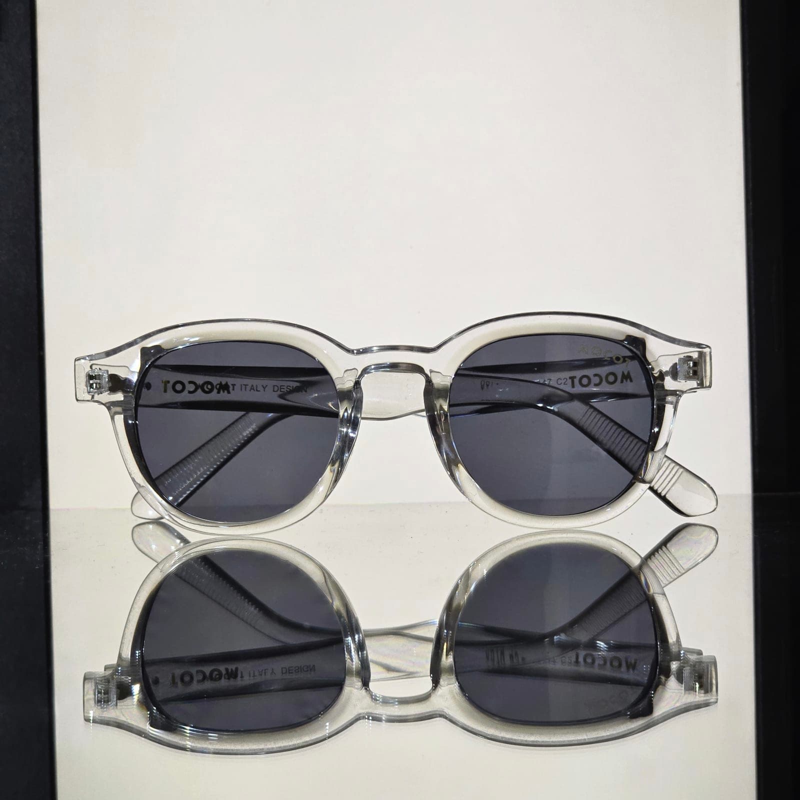 نظارة Transparent Gray Spring Hinges Acetate Oval Tinted Sunglasses، عرض مسطح